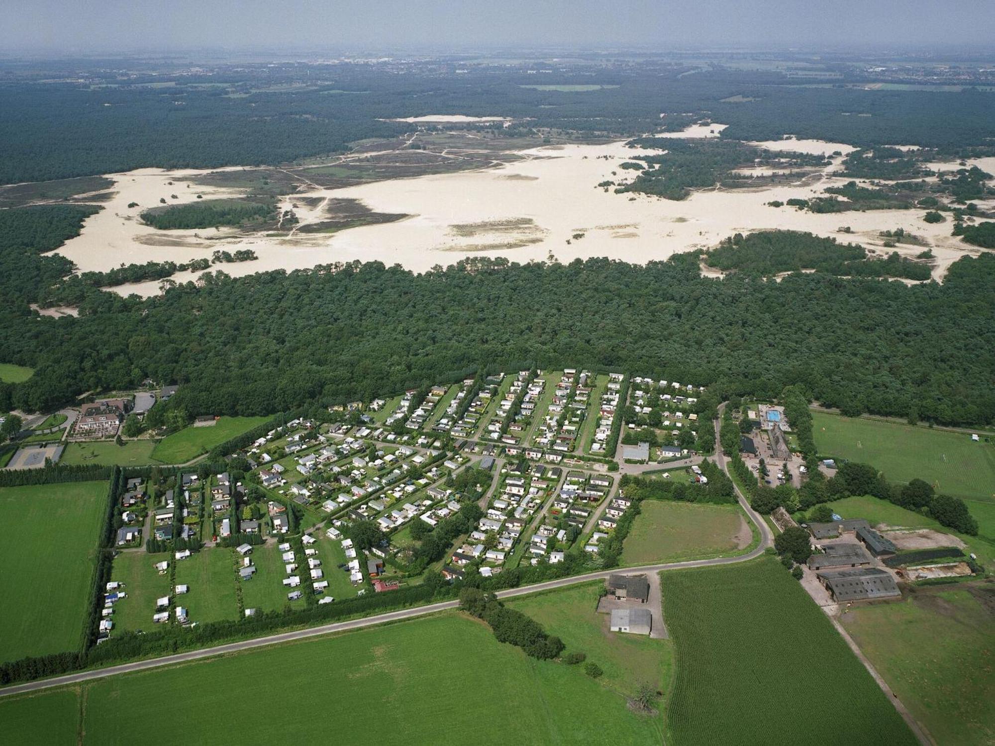 Udenhout Chalet Near The Loonse And Drunense Duinen מראה חיצוני תמונה